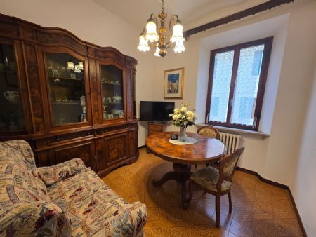 Vendita Appartamento SIENA: FUORI PORTA CAMOLLIA. In zona comoda e ben servita, proponiamo in vendita appartamento di 75...